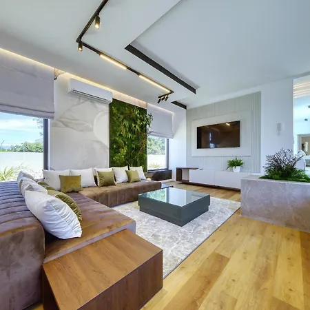 Villa Beautiful Sun Ray *