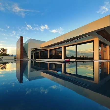 Beautiful Sun Ray Villa *